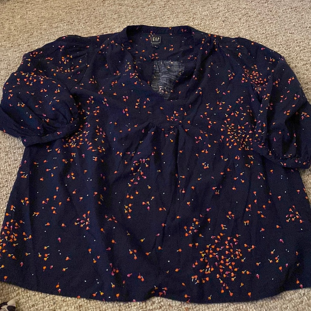 Gap maternity shirt Xl three quarter sleeve